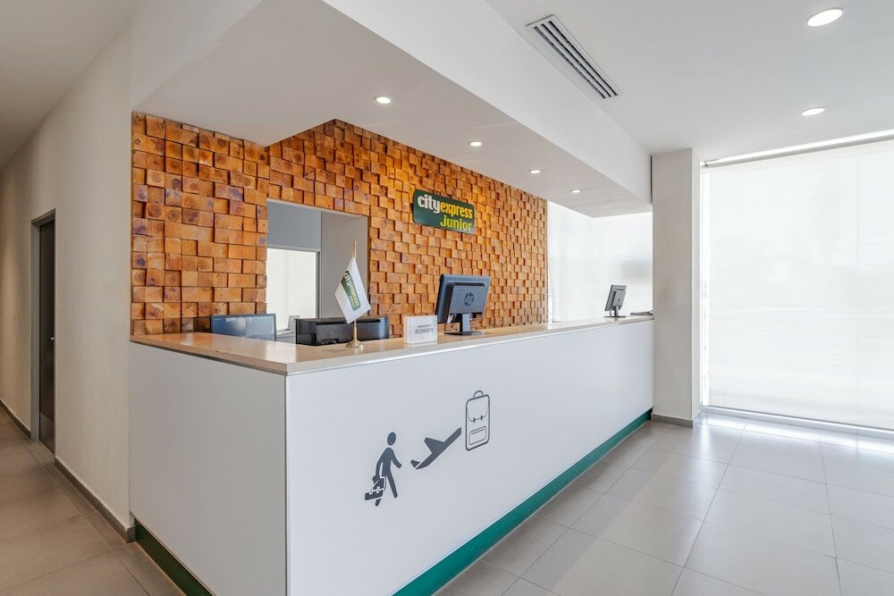 Фото City Express Junior Aguascalientes Centro