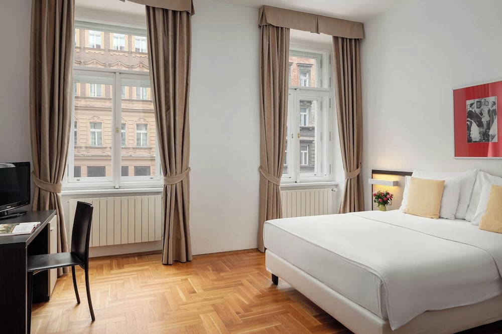 Фото отеля 3