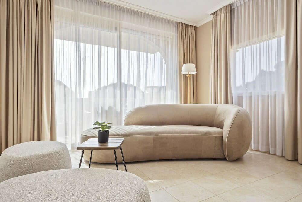 Фото Van Der Valk Hotel Barcarola