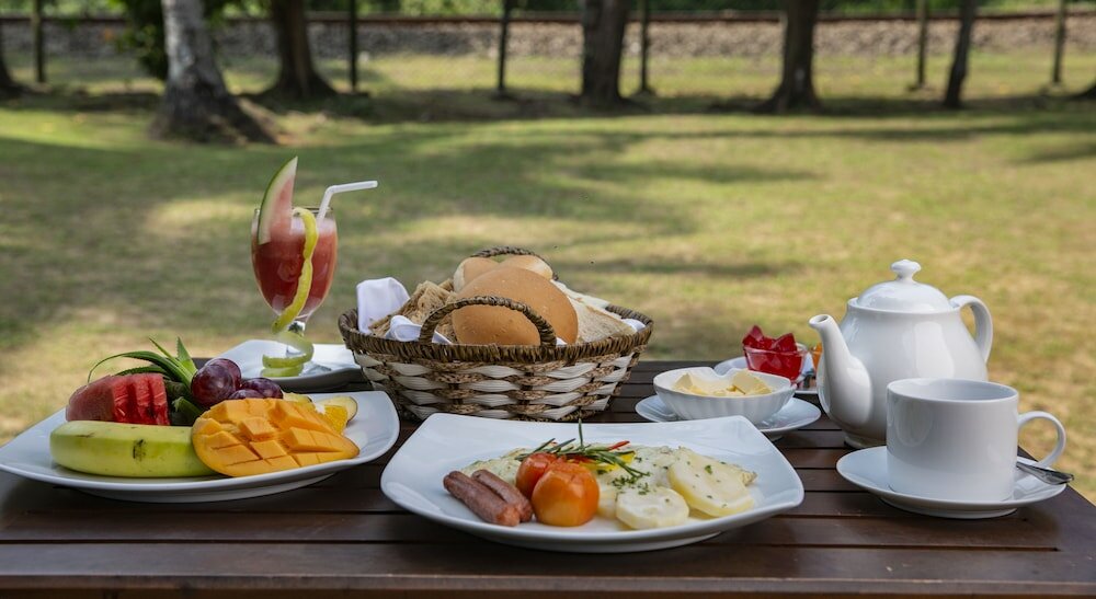Фото Palm Beach Inn and Sea Shells Cabanas