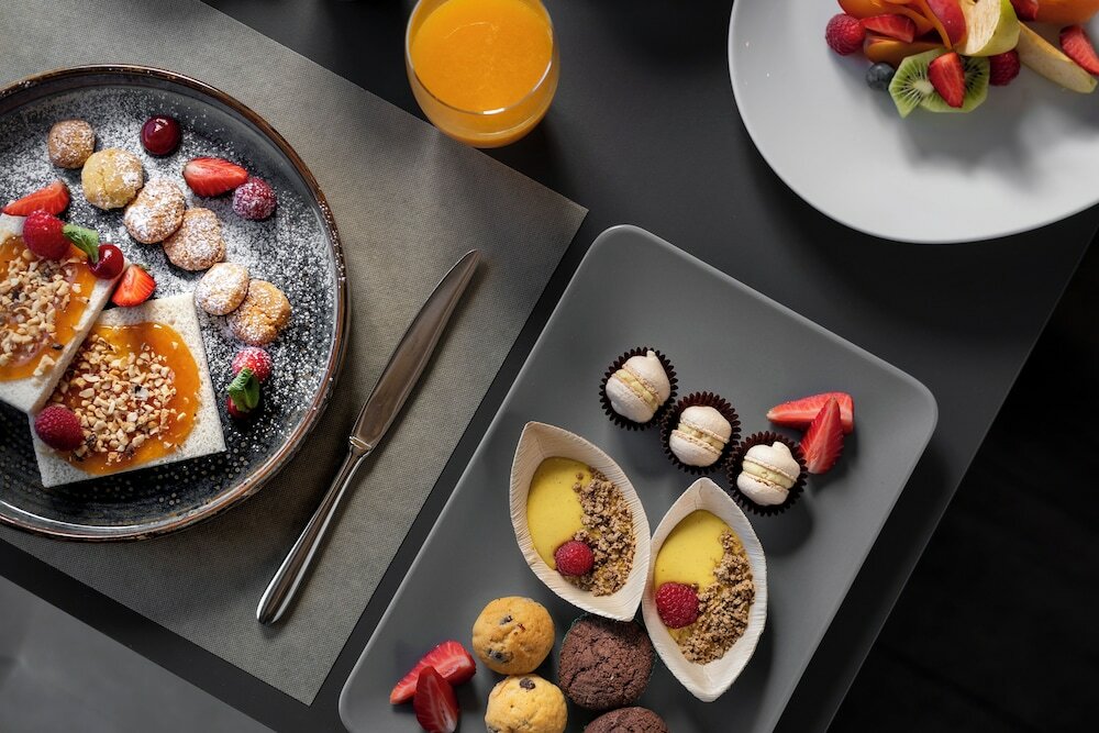 Фото X Alp Hotel