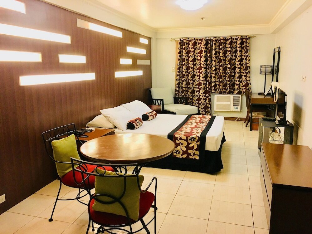 Фото Jupiter Suites