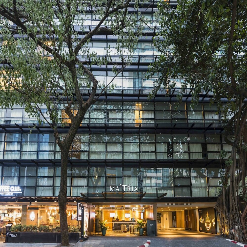 Фото Отель Maitria Sukhumvit 18
