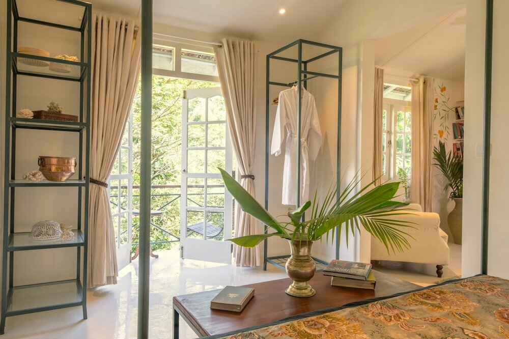 Фото The Sun House