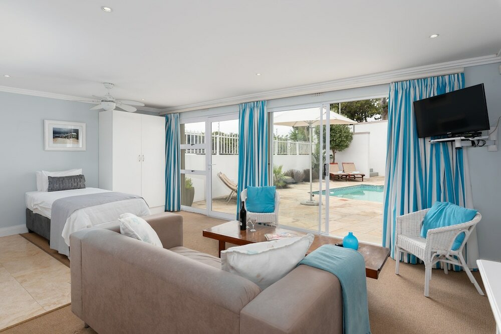 Фото 61 on Camps Bay