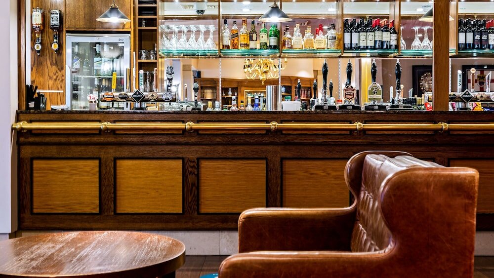 Фото The Lensbury Resort