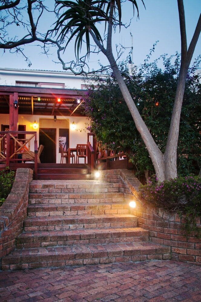 Фото At Winkfield House