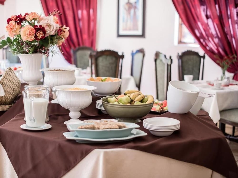 Фото Alveston Manor