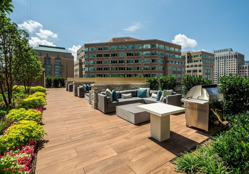 Фото Global Luxury Suites at Reston Town Center