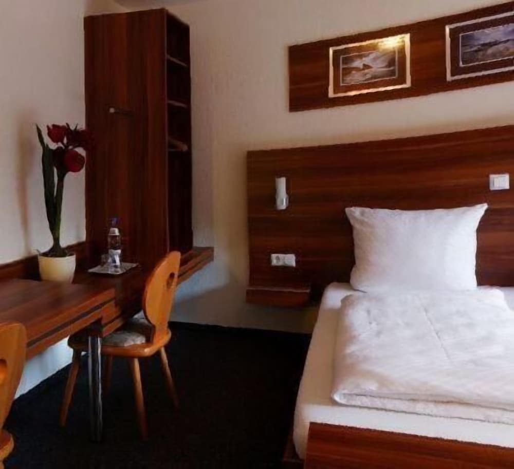 Фото Hotel Neckartal