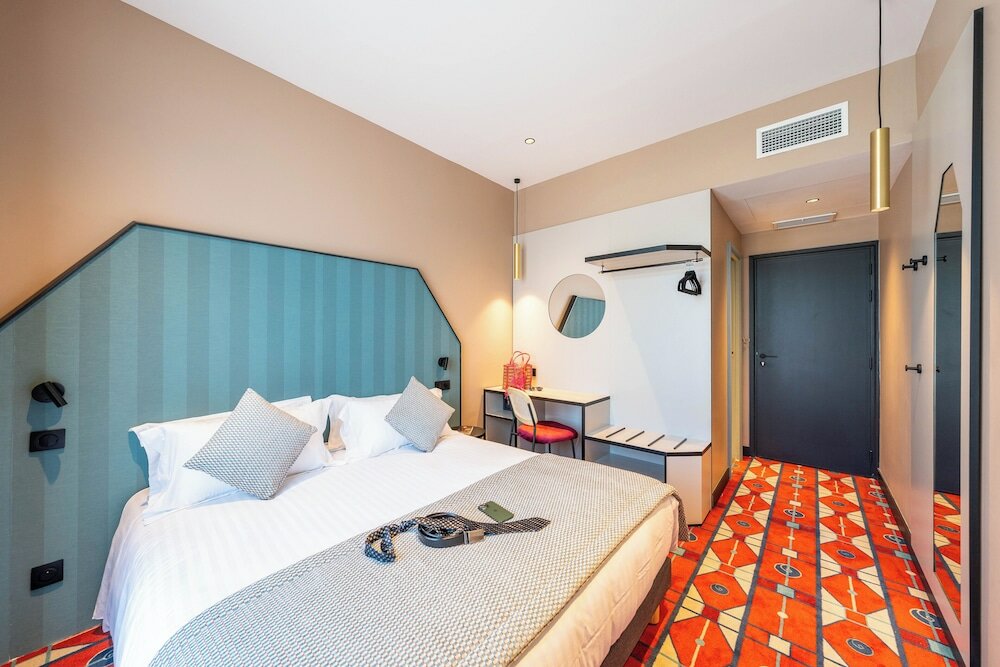 Фото CASA MOHO Juan Les Pins