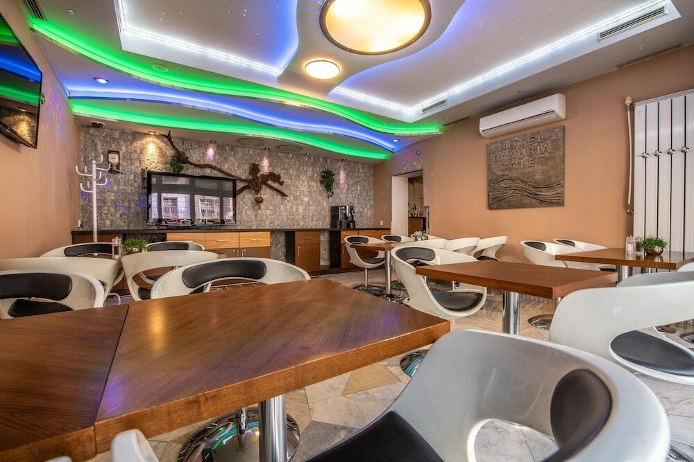 Фото Hotel Danubia Gate