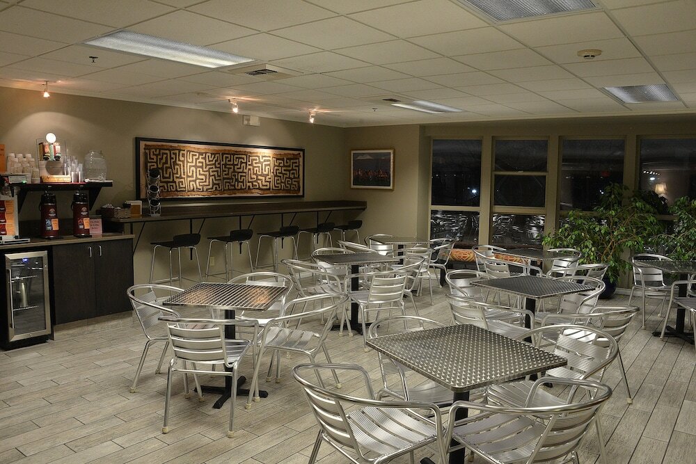 Фото The Madison Inn by Riversage