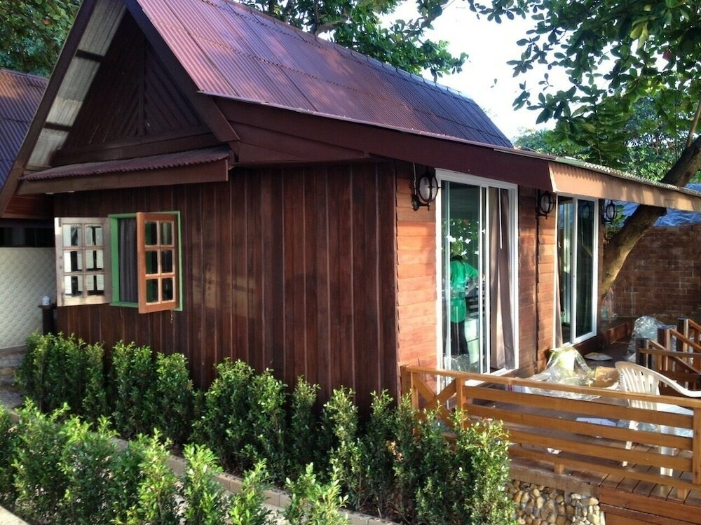 Фото Apple Beachfront Resort