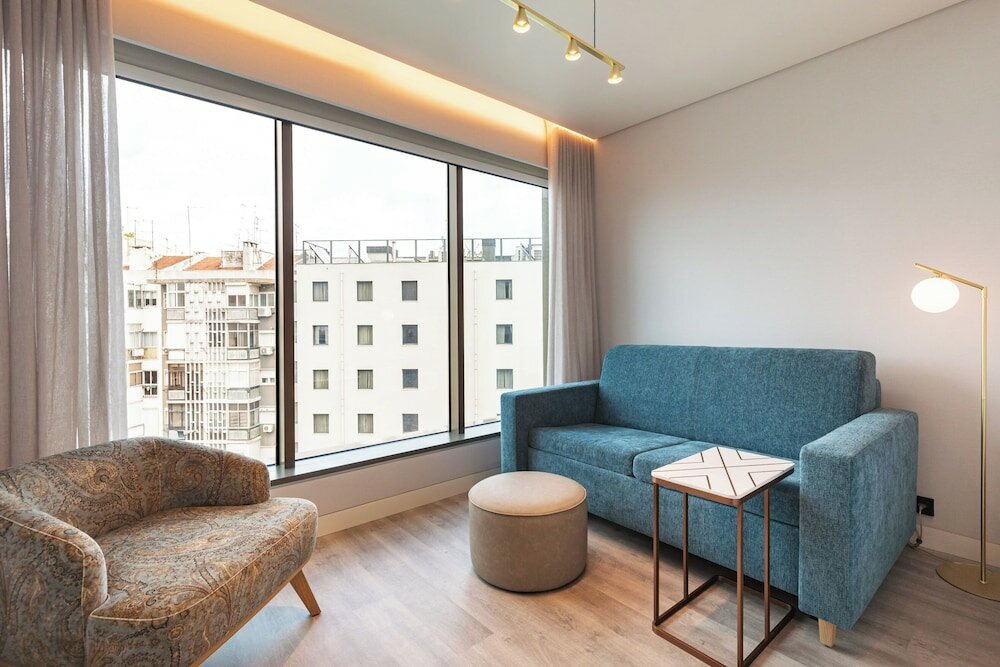 Фото Luster Hotel