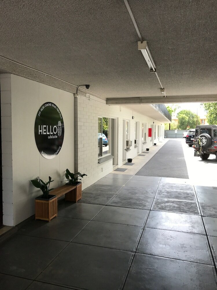 Фото Hello Adelaide Motel and Apartments