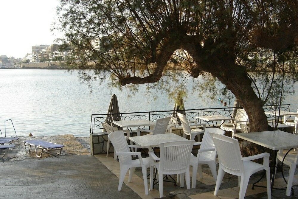 Фото Hotel Polydoros