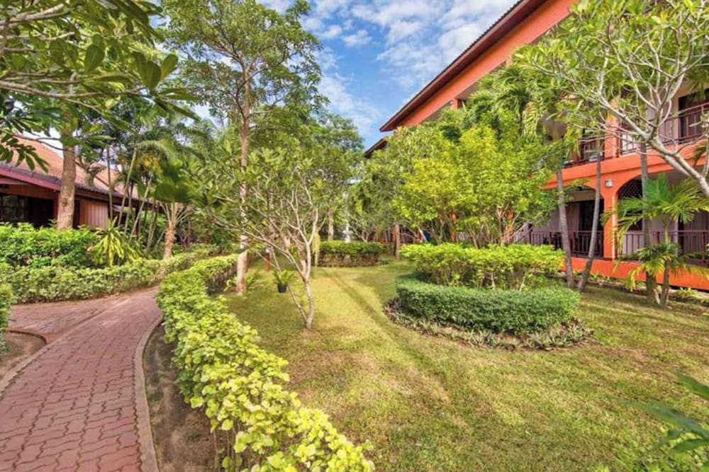 Фото Pinnacle Samui Resort