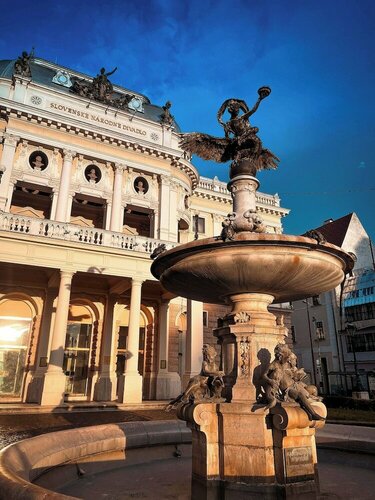 Внешний вид отеля Park Inn by Radisson Danube Bratislava в Братиславе, фото 4