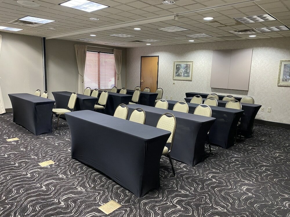 Фото Wingate by Wyndham Little Rock