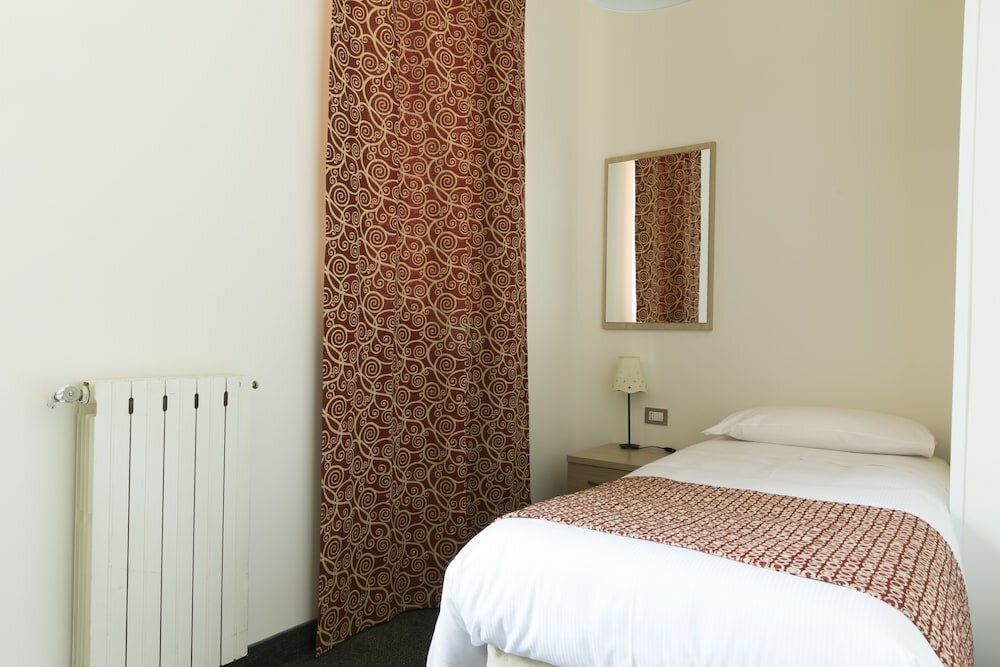 Фото Hotel Casa Valdese Roma