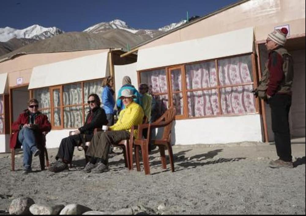 Фото Pangong Holiday Cottages