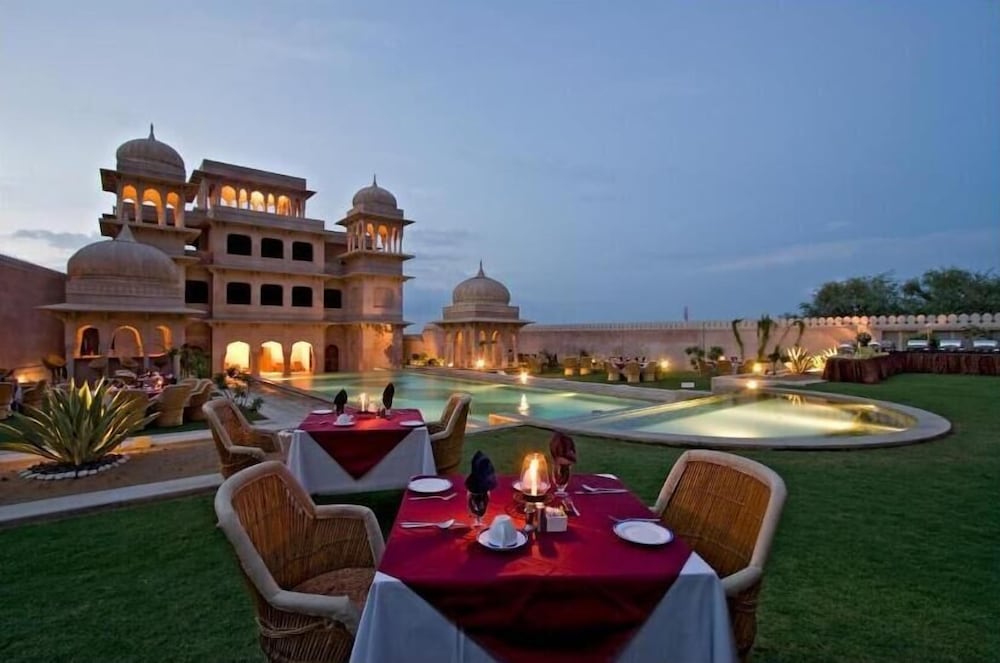 Фото Hotel Castle Mandawa