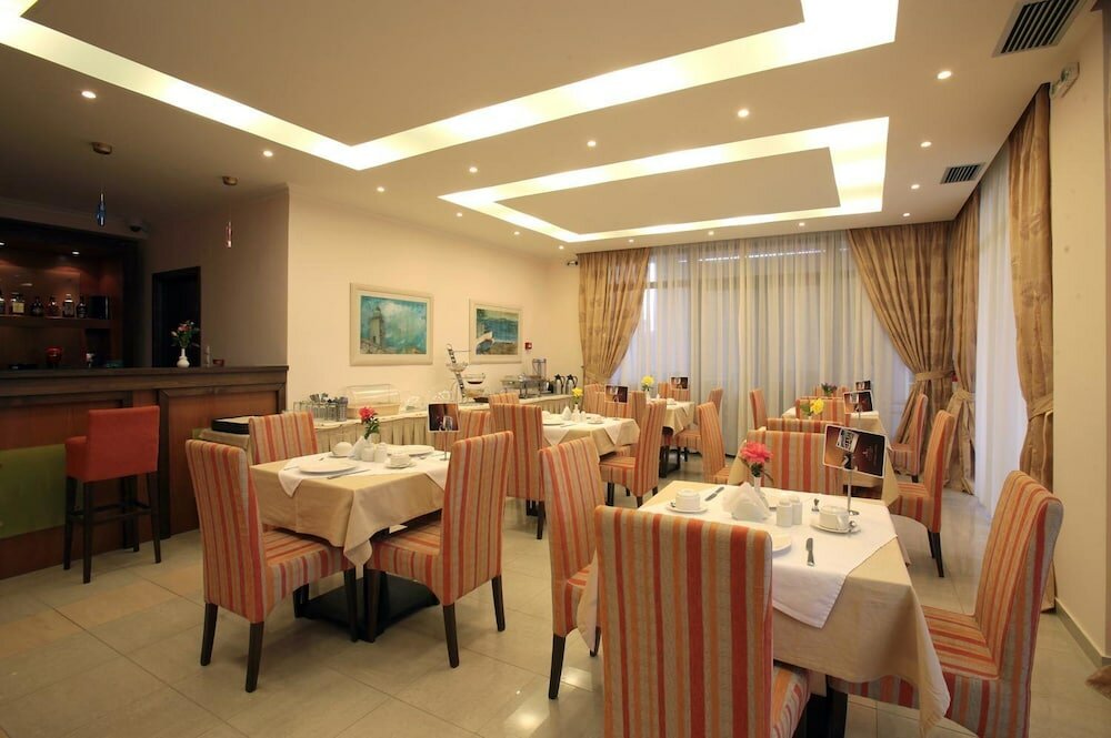 Фото Kyniska Hotel