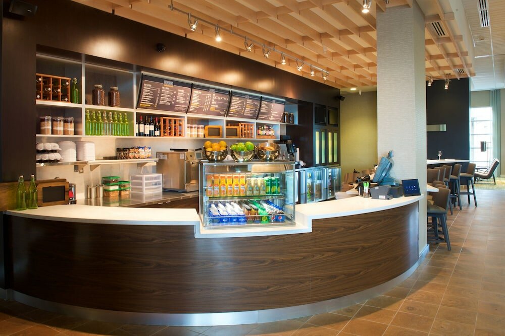 Фото Courtyard by Marriott Seattle Everett Downtown