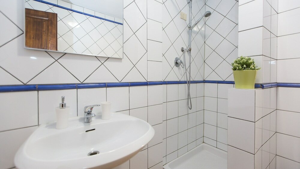 Фото Rental In Rome Rosselli Palace Deluxe 3 Apartment