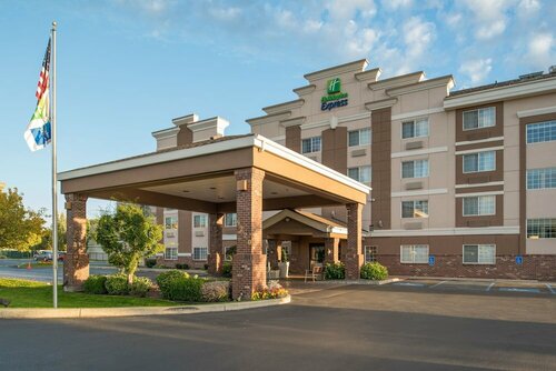 Внешний вид отеля Holiday Inn Express Spokane-Valley, an Ihg Hotel в Спокан-Вэллях, фото 2