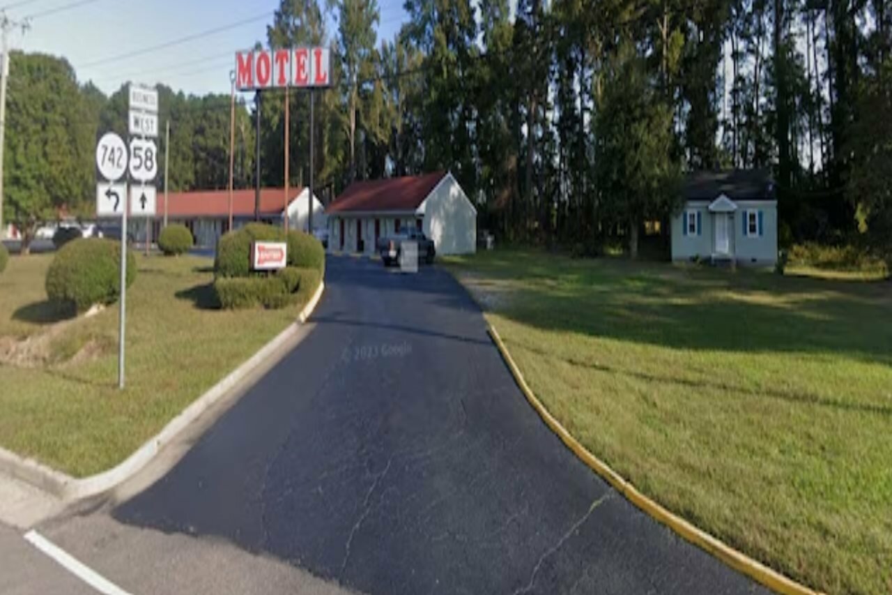 Фото отеля 2