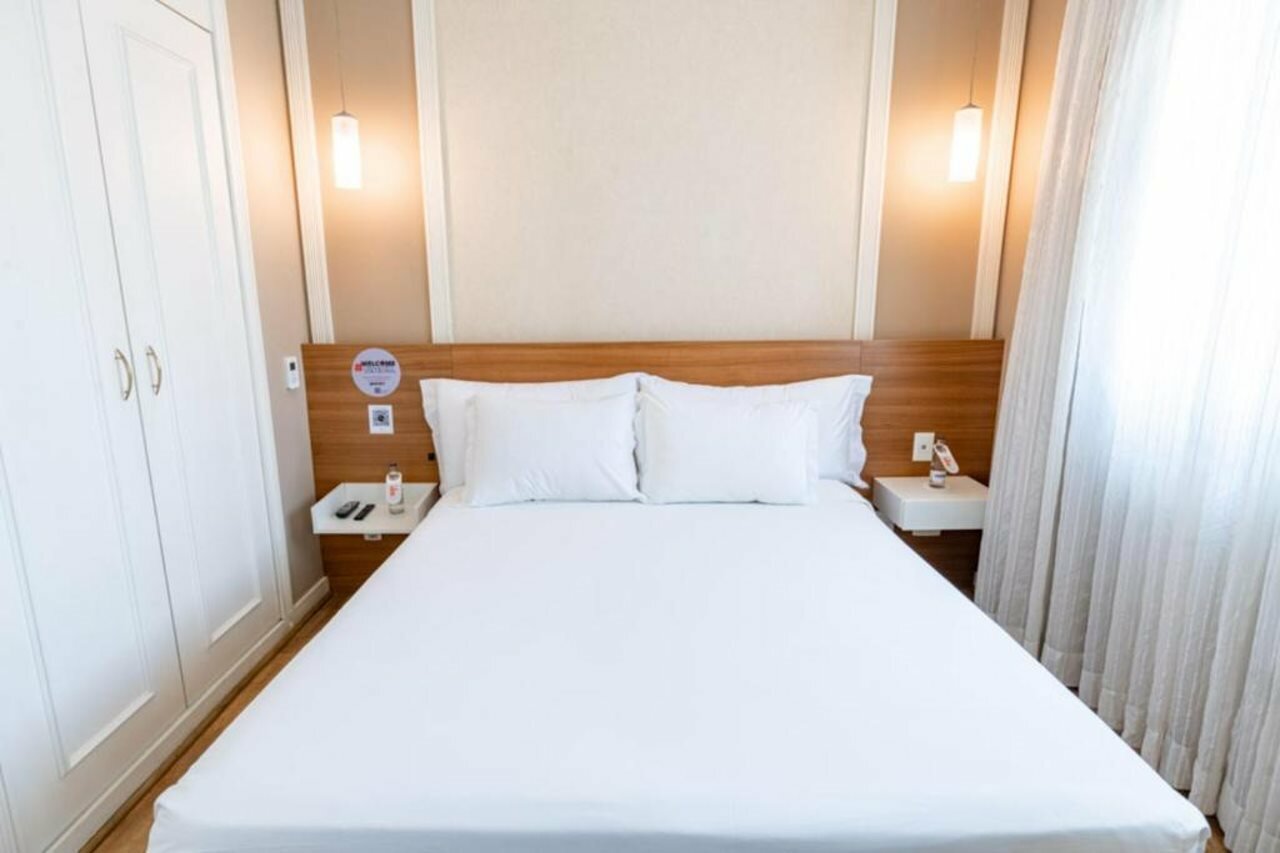 Фото The Universe Paulista by Intercity - São Paulo