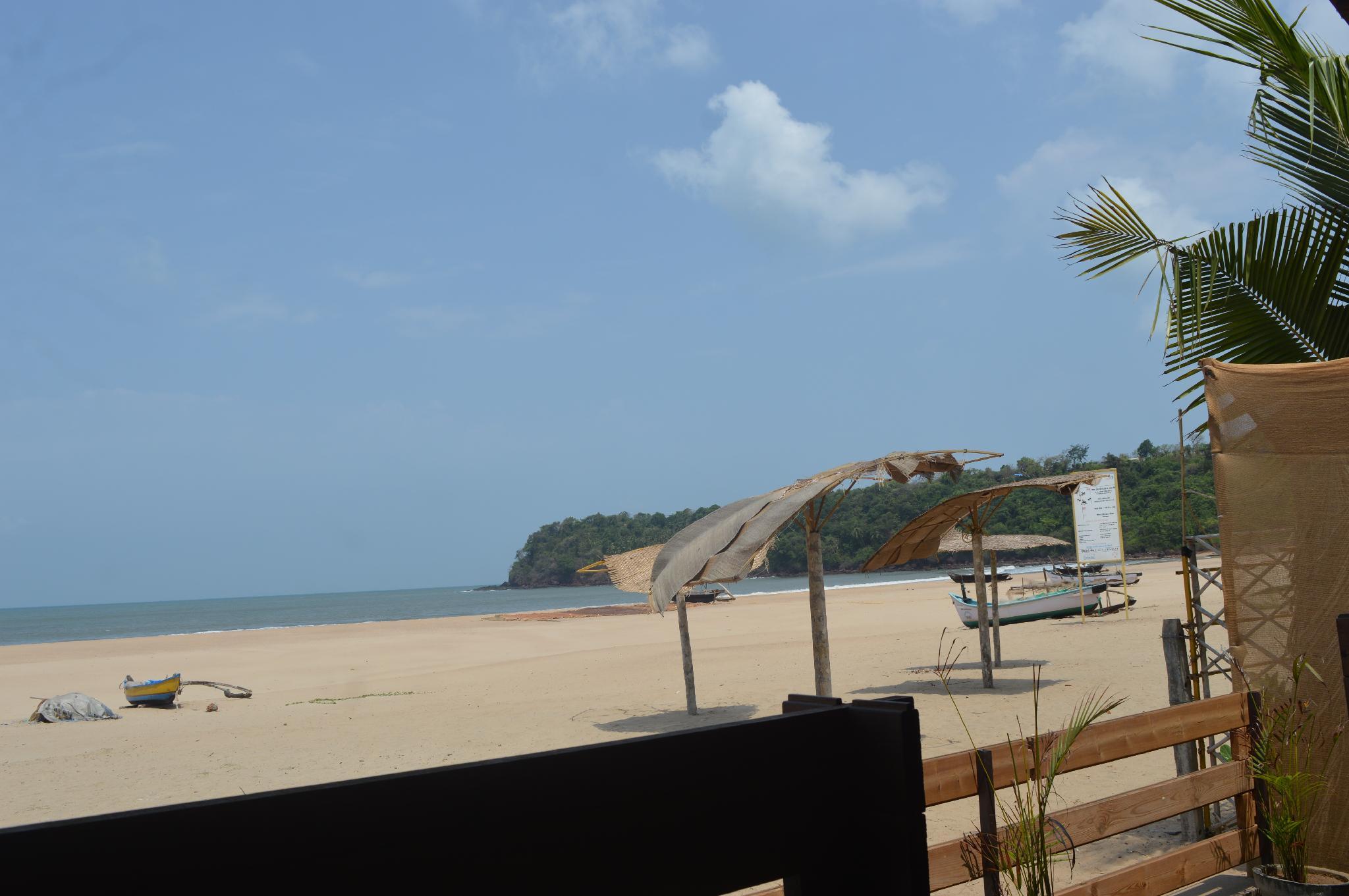 Фото Anantra Sea View Resort