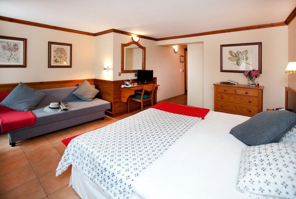 Фото Hotel Montane