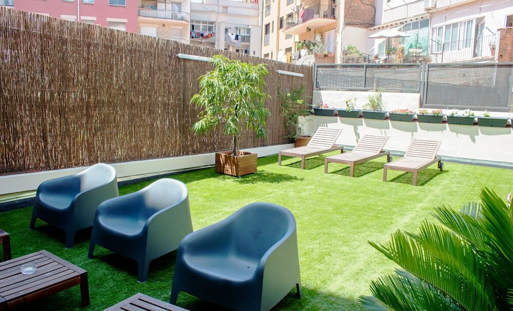 Фото Líbere Barcelona Sant Antoni