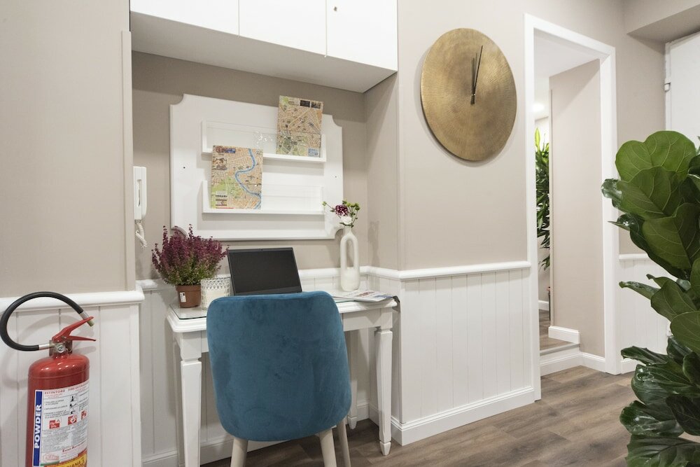 Фото Sacconi Palace Suite Roma