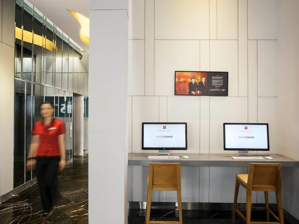 Фото Ibis Singapore Novena