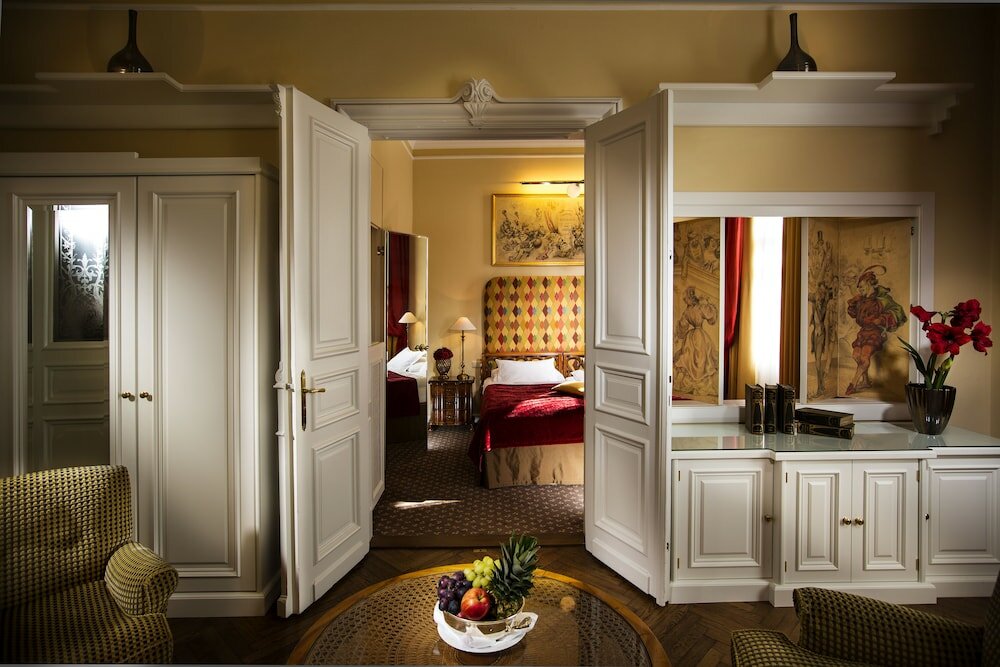 Фото Bristol Hotel Salzburg