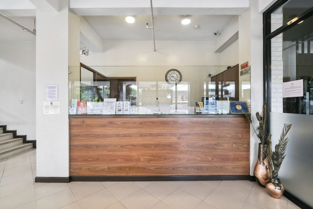 Фото Governor Forbes Inn