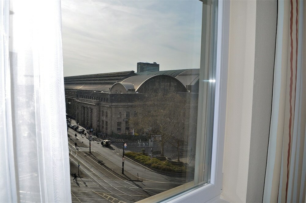 Фото Savoy Hotel Frankfurt