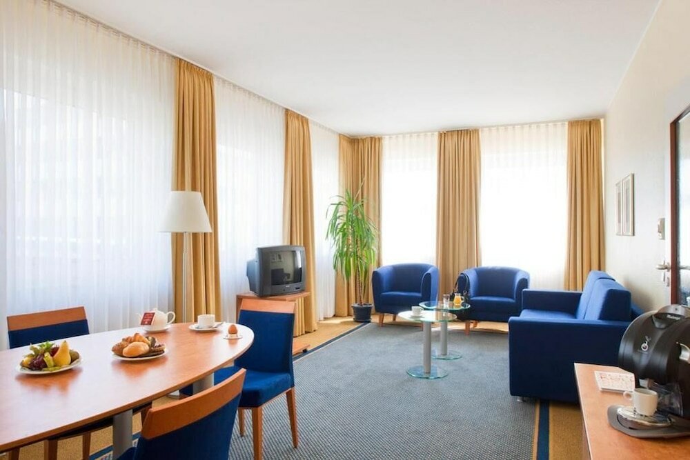 Фото Mercure Hotel Severinshof Koeln City