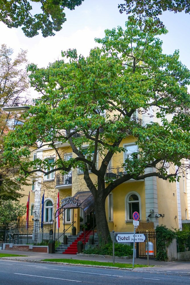 Фото Hotel Park Villa