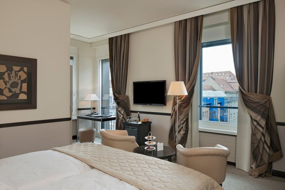 Фото Opera Hotel Zurich