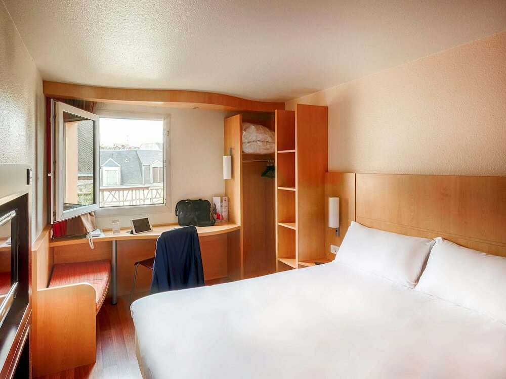 Фото B&b Hotel Rouen Centre Rive Droite