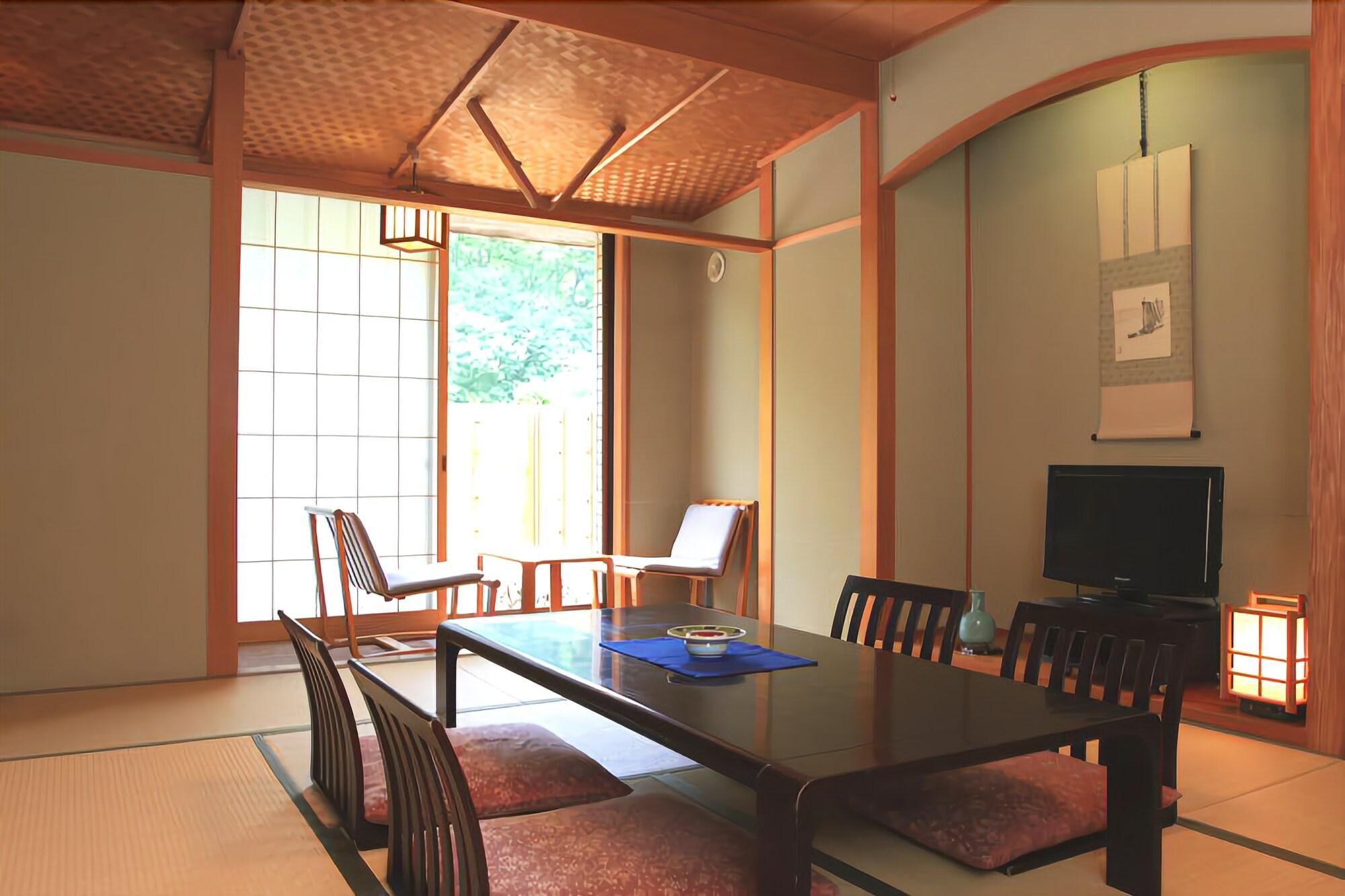 Фото Takeo Century