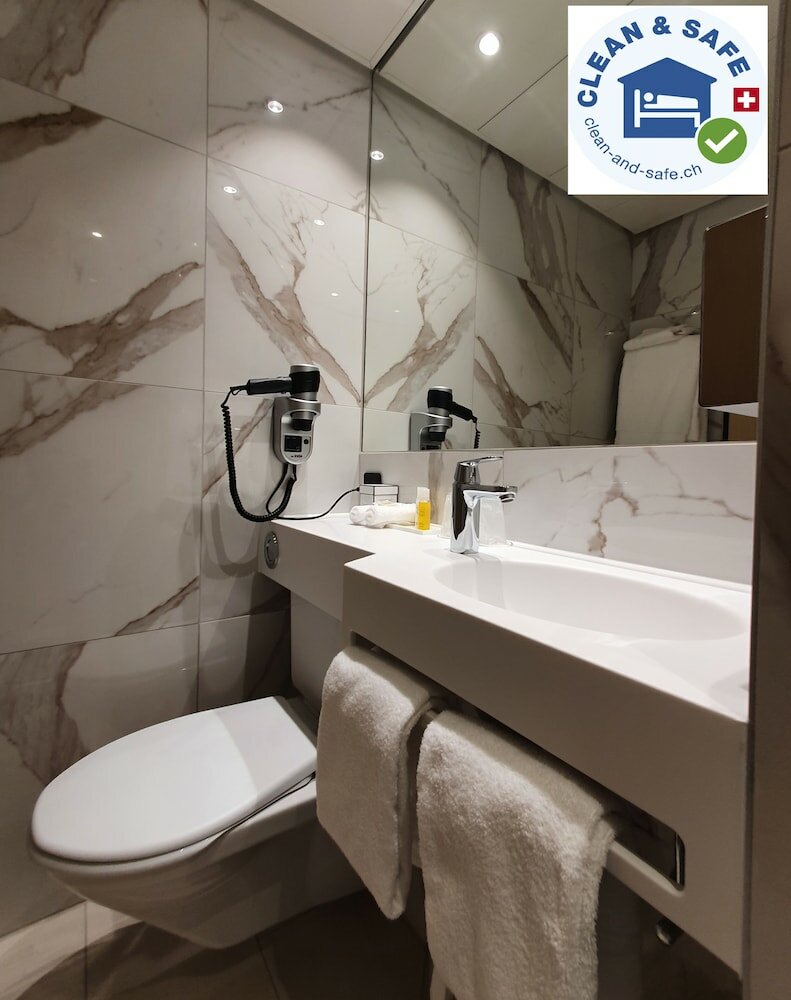 Фото Nash Airport Hotel