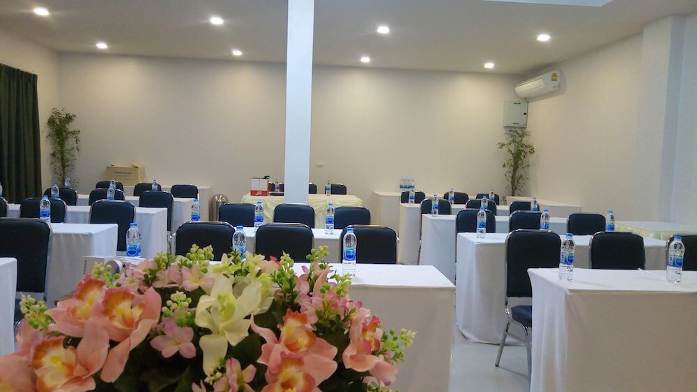 Фото Phurapee Pakchong