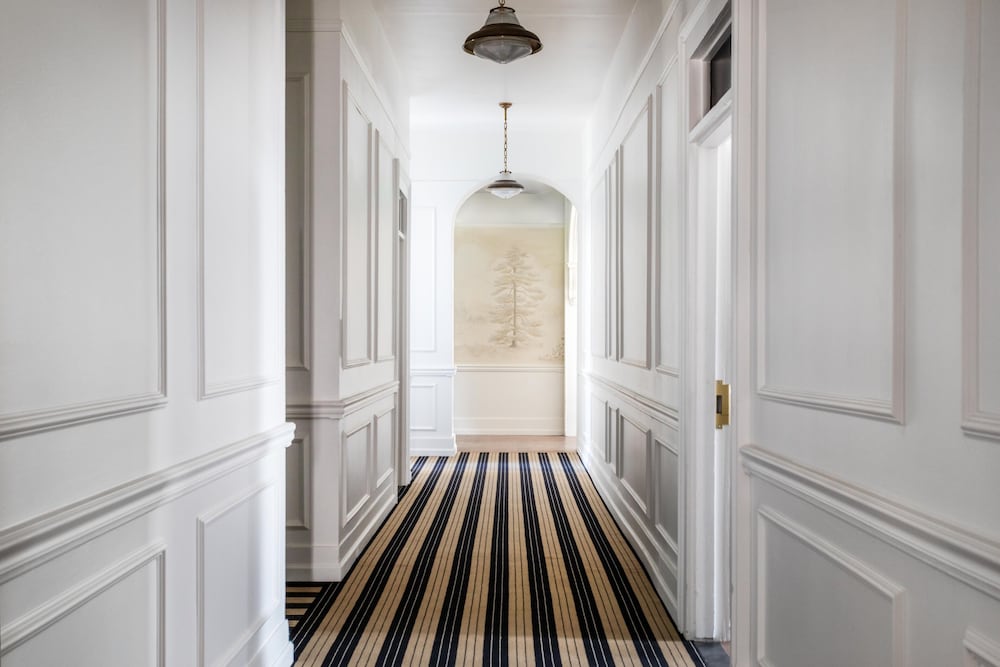 Фото Holbrooke Hotel