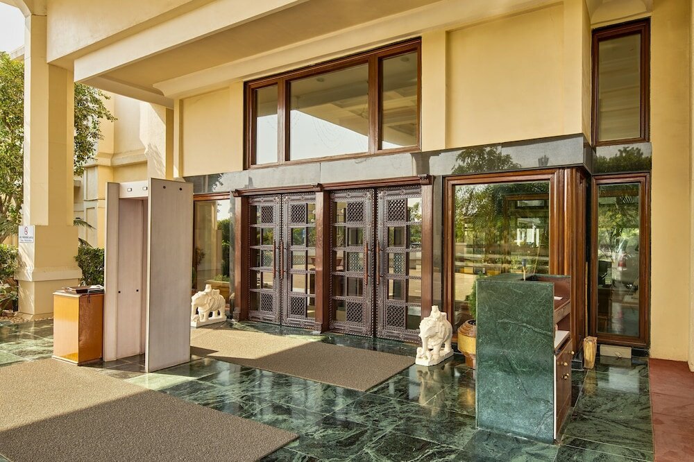 Фото The Ummed Ahmedabad Airport